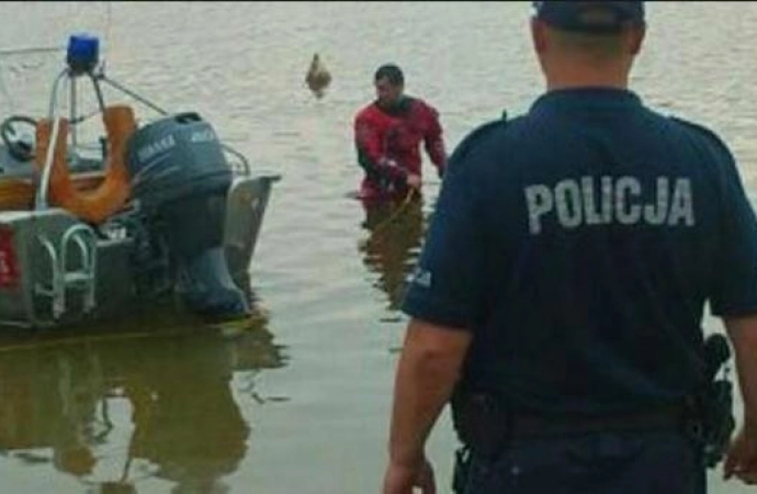 Tragicznie zakończył się wypoczynek turystów nad Jeziorem Tałty w Starych Sadach. We wtorek w nocy utonął 45-letni mężczyzna.